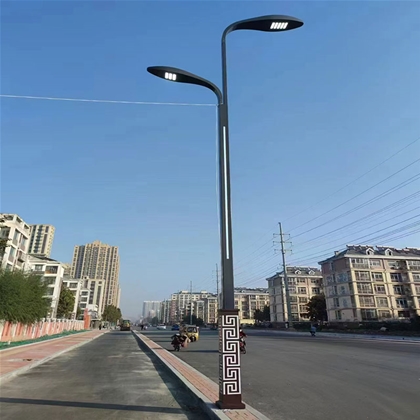 拉萨一体化路灯安装