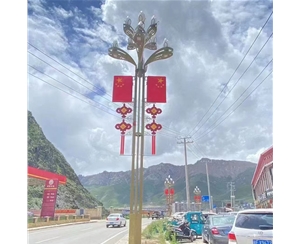 拉萨抱箍太阳能路灯生产厂家